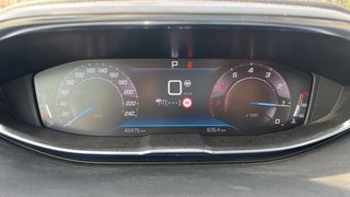 Peugeot 5008 2021