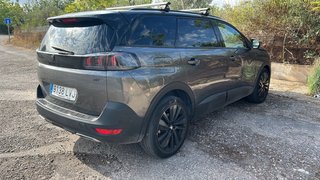 Peugeot 5008 2021