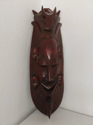 Máscara tribal madera tallada