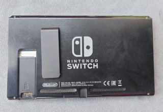Nintendo Switch + Memoria 128GB Con Detalle.
