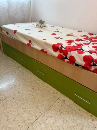 Cama190 x90 con colchón