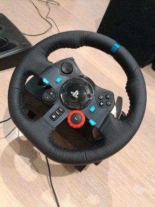 Volante y Pedales Logitech G29
