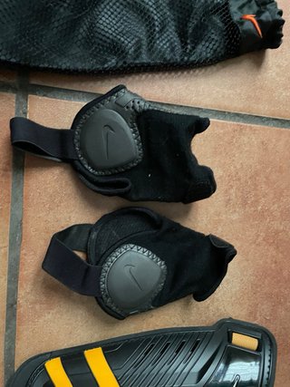 Espinilleras Nike Guard Lock Futbol
