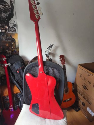 Bajo Epiphone Thunderbird Rojo