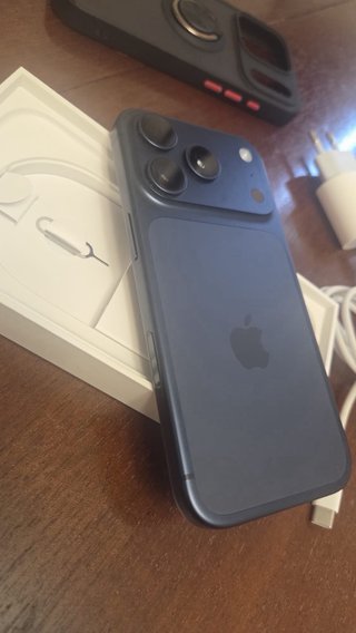 iPhone 17 Pro Azul