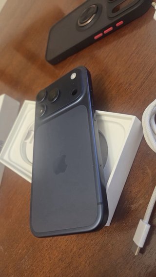 iPhone 17 Pro Azul