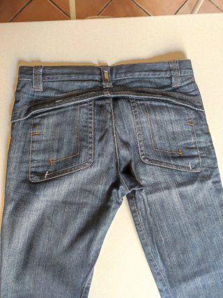 Jeans marca Byblos made in Italy taglia 45 it