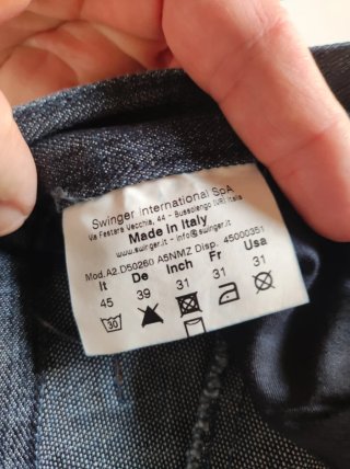 Jeans marca Byblos made in Italy taglia 45 it