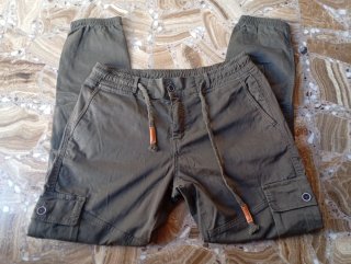 Pantalón Cargo Verde Talla 46