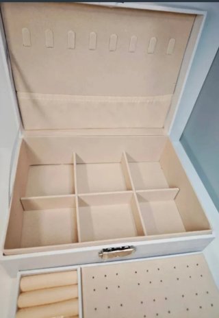 Joyero blanco grande con llave cuero sintético