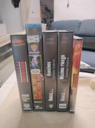 Lote de 5 Películas: VHS y DVD