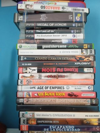 Lote de 16 Películas y Videojuegos