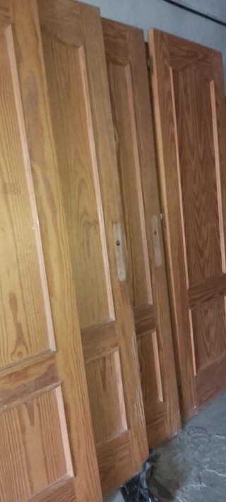 Lote de Puertas de paso de madera