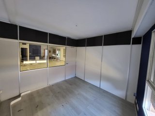 Mampara de oficina de cristal