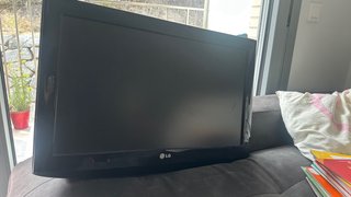 Televisor LG 30 pulgadas, 2 televisores iguales