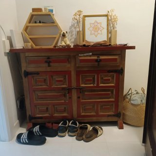 Cómoda de Madera Rústica