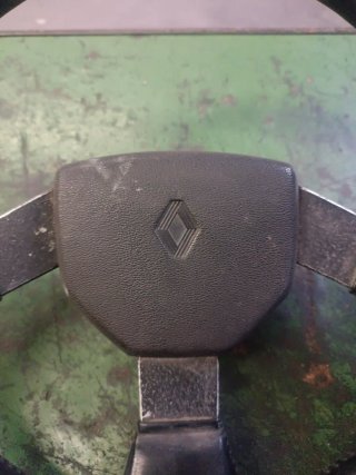Volante Renault 19 16v