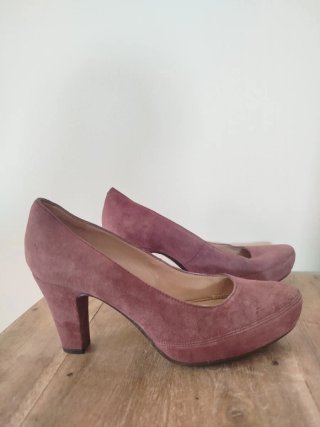 Zapatos de tacón morados