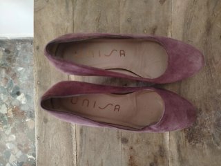 Zapatos de tacón morados