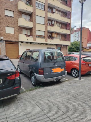 Nissan Serena 2000 motos asmoferico
