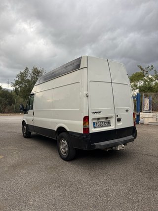 FORD TRANSIT FURGÓN TECHO ALTO | 220.000 KM | ITV