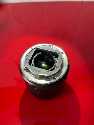 Lente Viltrox 33mm F1.4 para Sony E-Mount