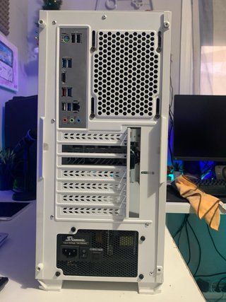 PC Gaming AMD RX 6700XT 2K