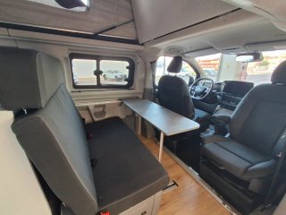Ford Tourneo Custom 2025
