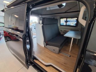 Ford Tourneo Custom 2025