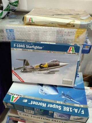 Maquetas de Aviones Militares (Italeri, Zvezda)