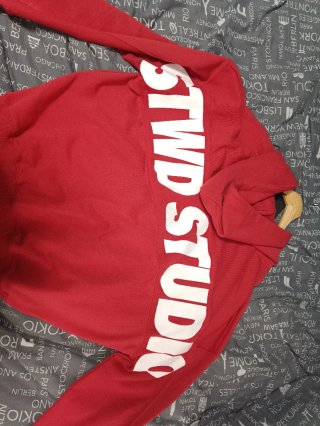 Sudadera STWD Pull & Bear Roja