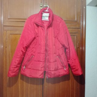 Chaqueta acolchada roja