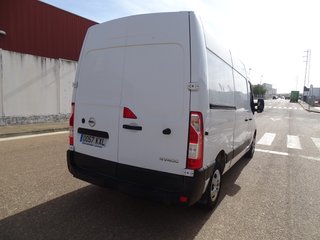 Nissan NV400 L2H2