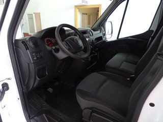 Nissan NV400 L2H2