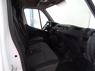 Nissan NV400 L2H2