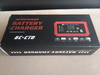 Cargador mantenedor Baterías moto Coche 12V nuevo