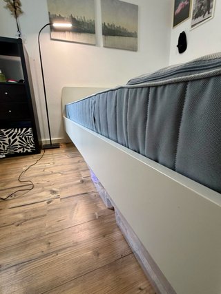 Cama con Colchón IKEA