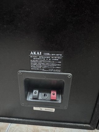 Pareja de Altavoces AKAI SR-SF5