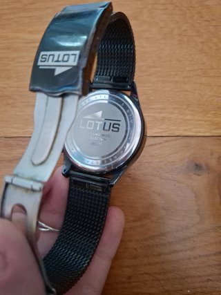 Reloj Lotus para hombre
