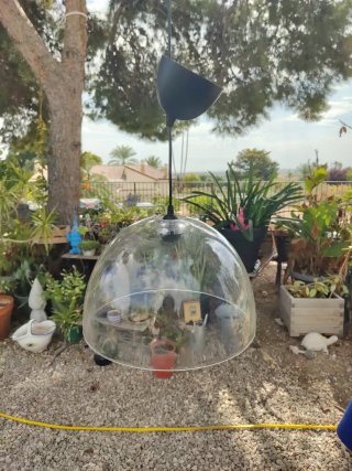 Lámpara de metacrilato transparente