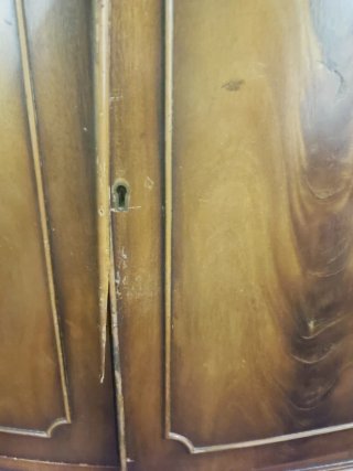 Aparador de madera clásico