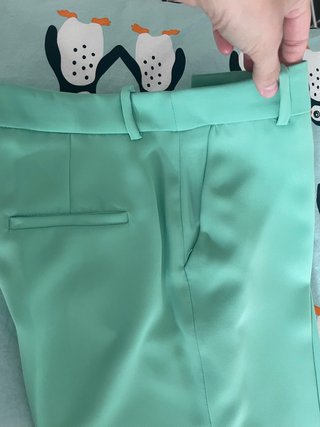 Pantalón de vestir verde claro talla 36
