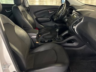 Hyundai ix35 LIBRO SELLADO COMPLETO CASA HYUNDAI