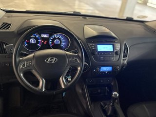 Hyundai ix35 LIBRO SELLADO COMPLETO CASA HYUNDAI