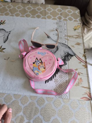 Bolso infantil Bluey rosa con regalo de gafas