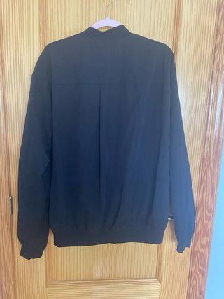 Chaqueta bomber Pull&Bear negra hombre