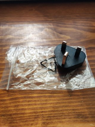 Adattatore presa elettrica UK