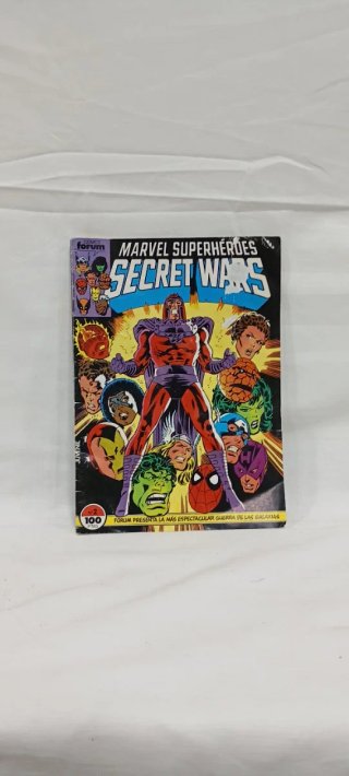 Comic Marvel Superhéroes - Secret Wars