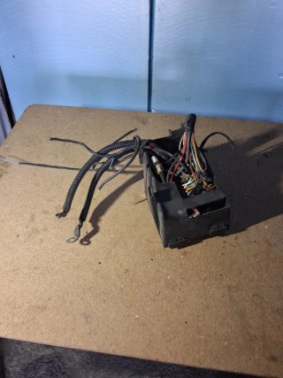 Caja de Relés y Fusibles Peugeot 306