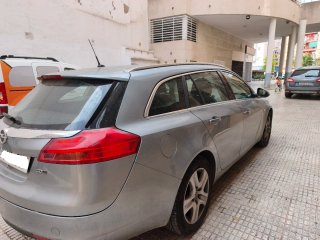 Opel Insignia toureg 2.0 cdti 130cv, año 2010